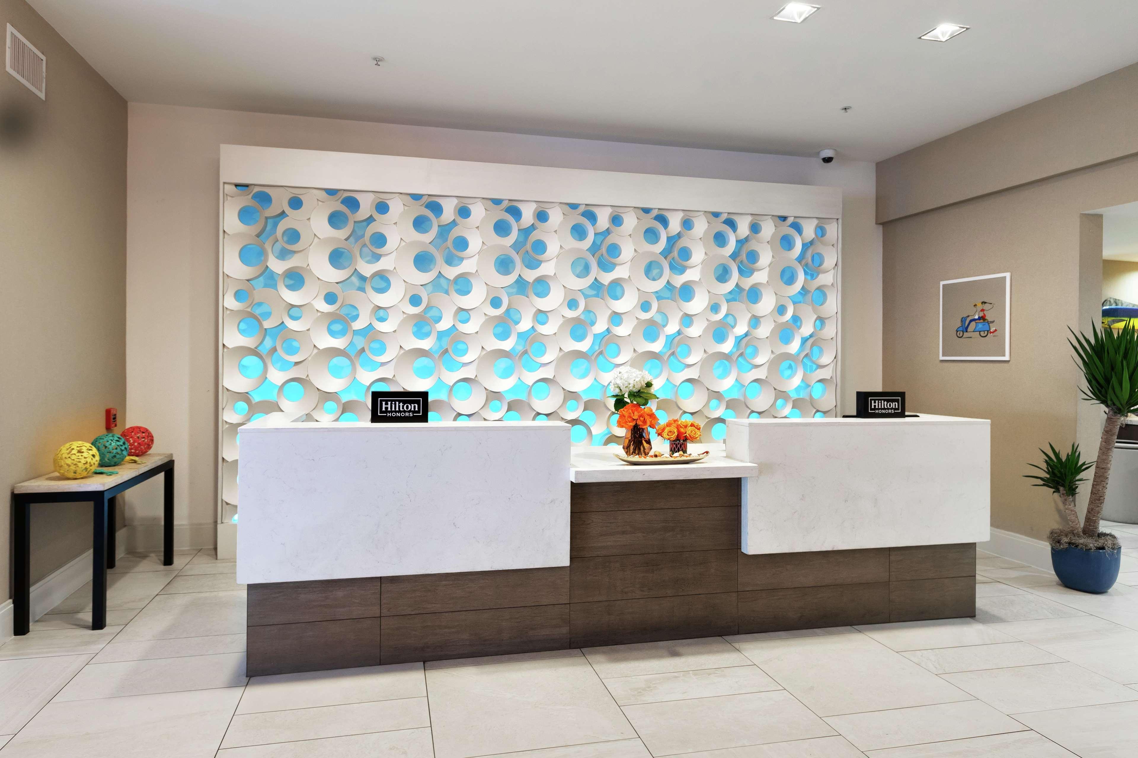 Doubletree By Hilton Galveston Beach Exterior photo