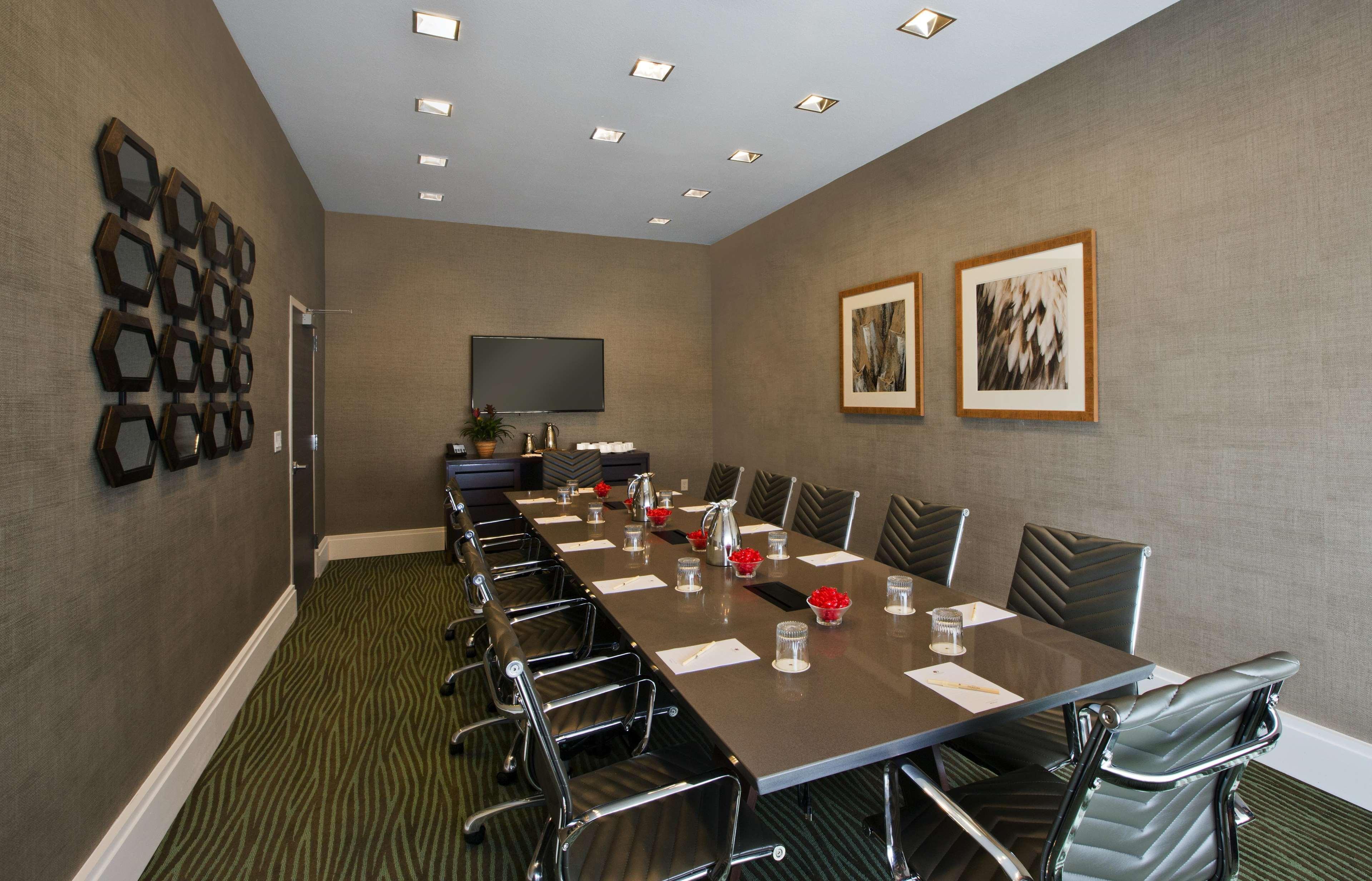 Doubletree By Hilton Galveston Beach Exterior photo