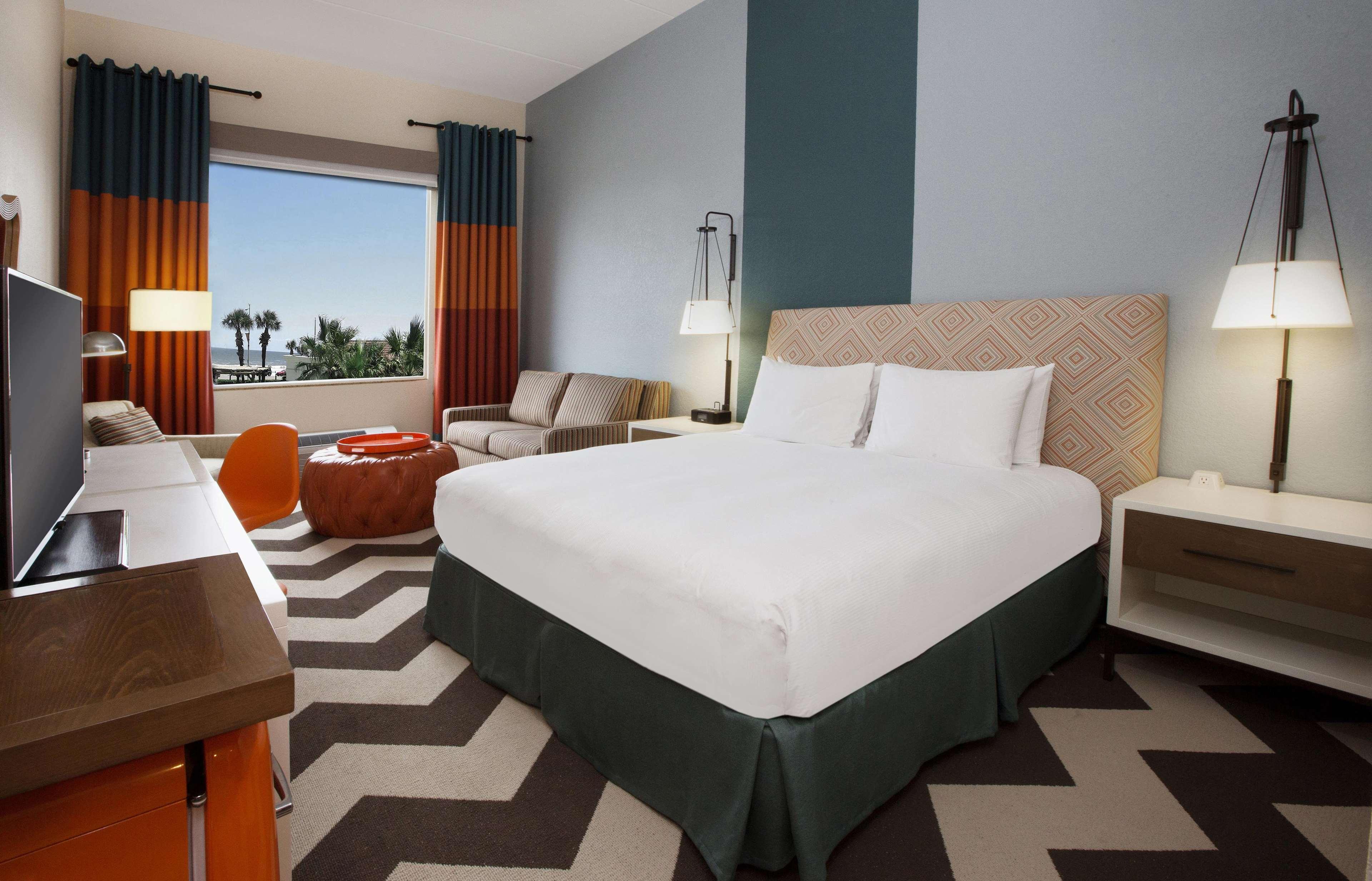 Doubletree By Hilton Galveston Beach Exterior photo