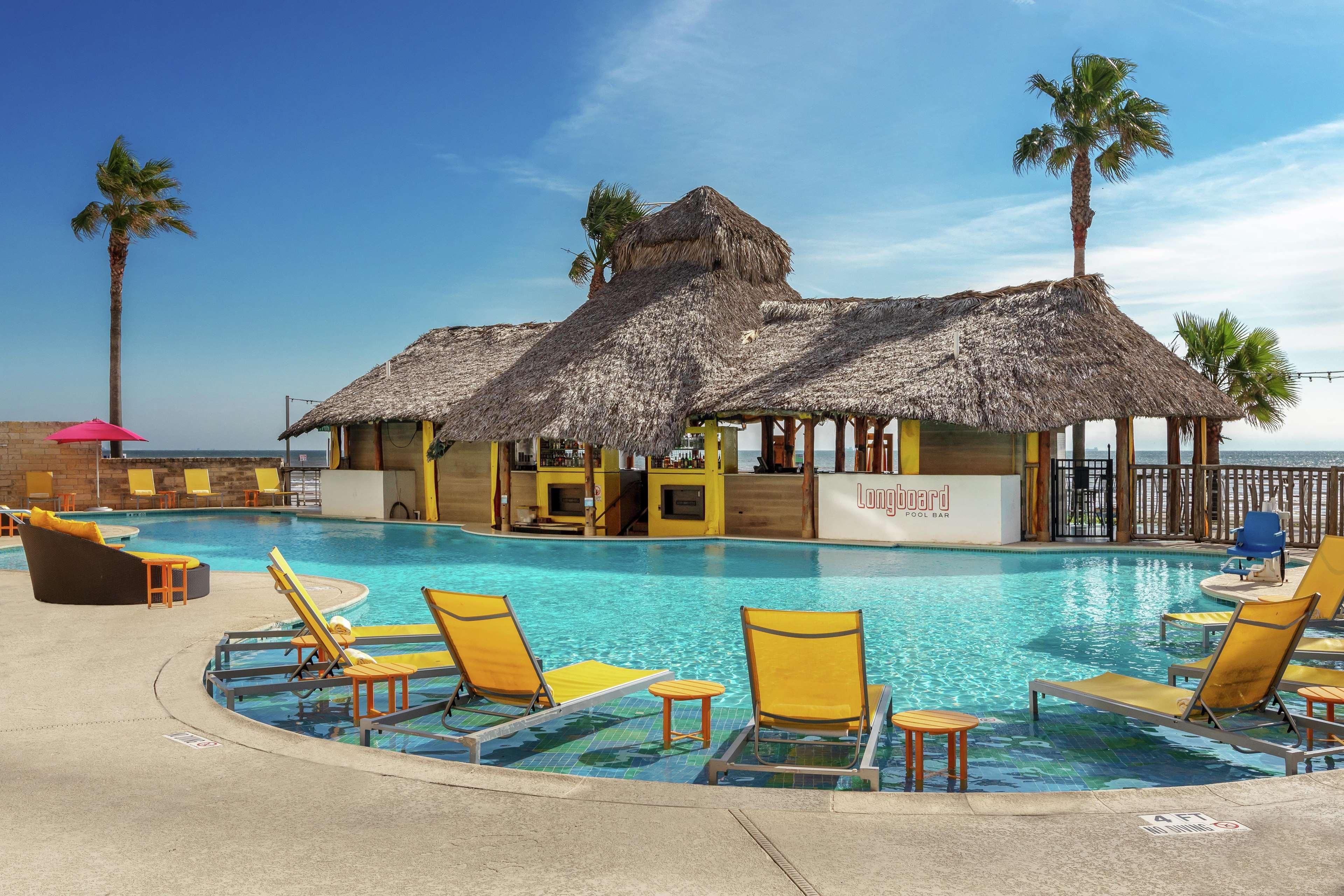 Doubletree By Hilton Galveston Beach Exterior photo