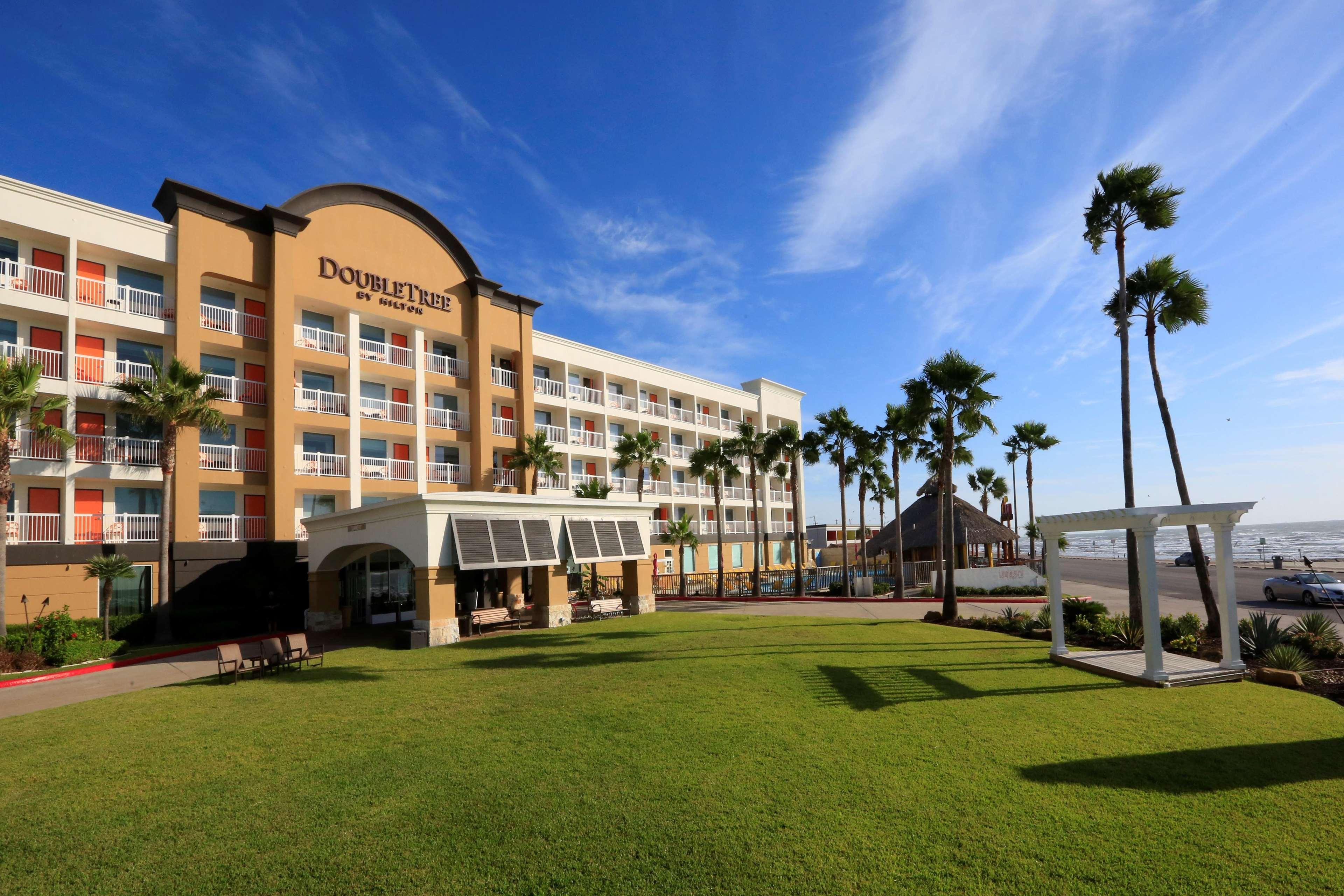 Doubletree By Hilton Galveston Beach Exterior photo