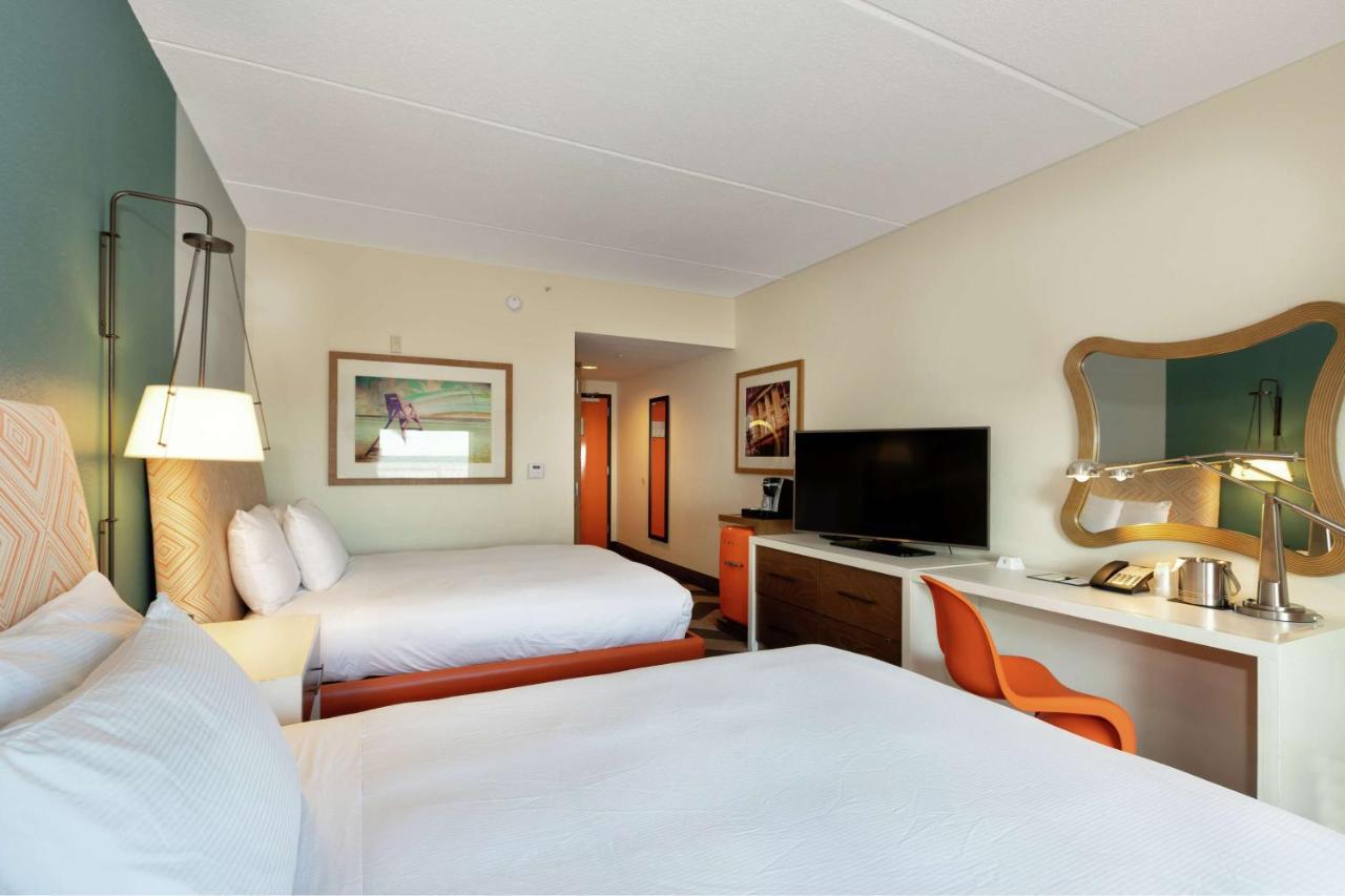 Doubletree By Hilton Galveston Beach Exterior photo