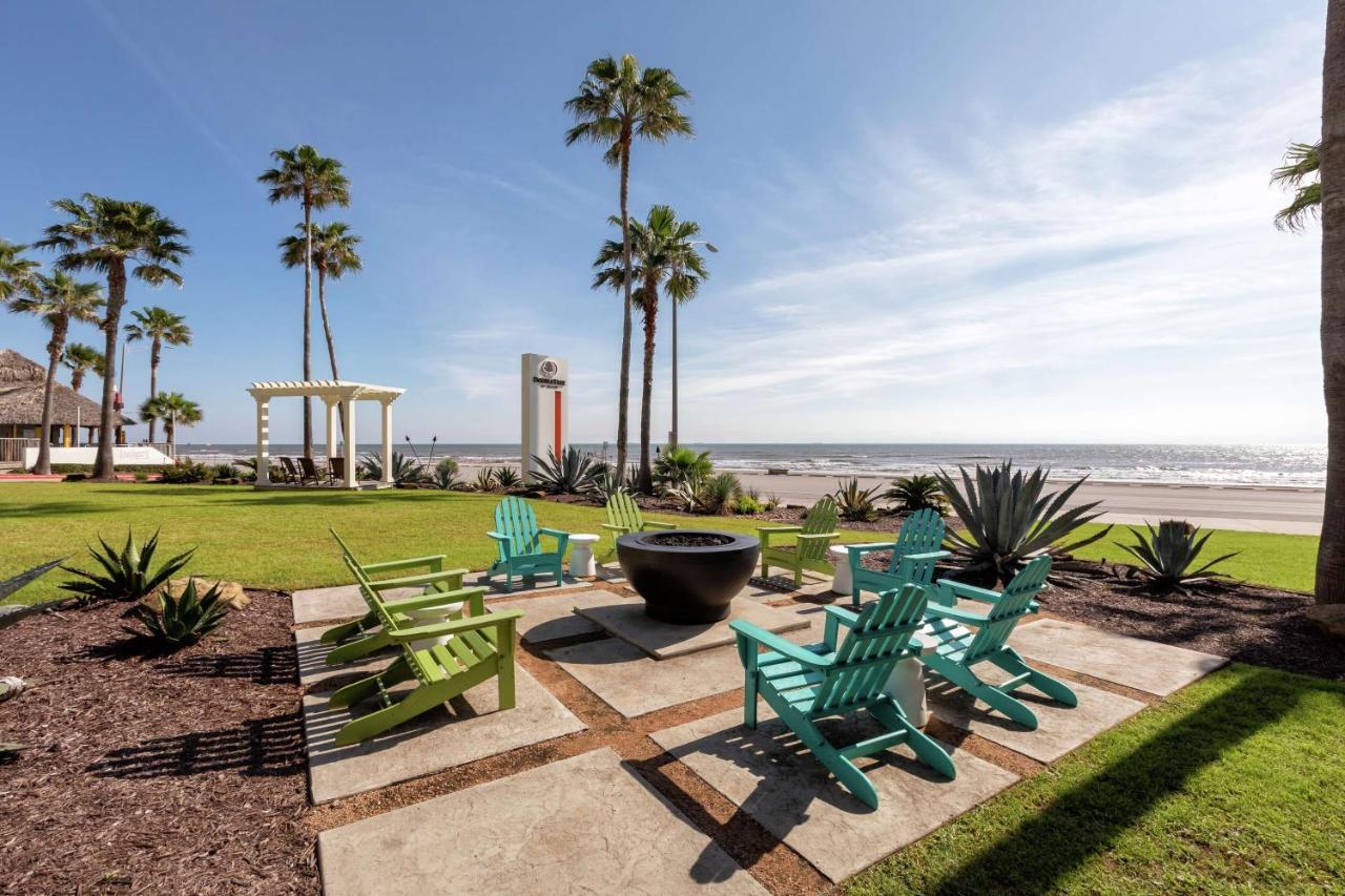Doubletree By Hilton Galveston Beach Exterior photo