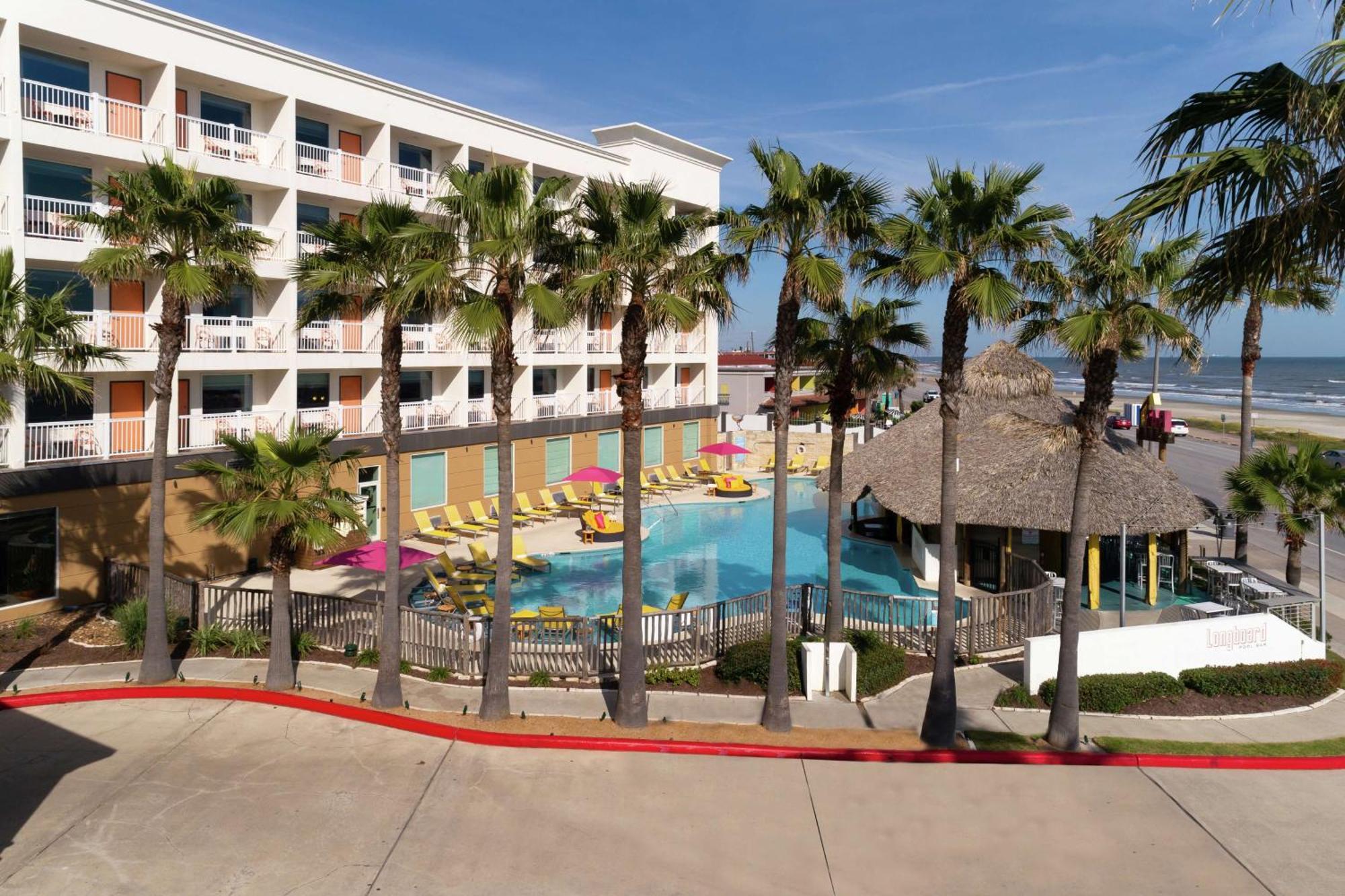 Doubletree By Hilton Galveston Beach Exterior photo