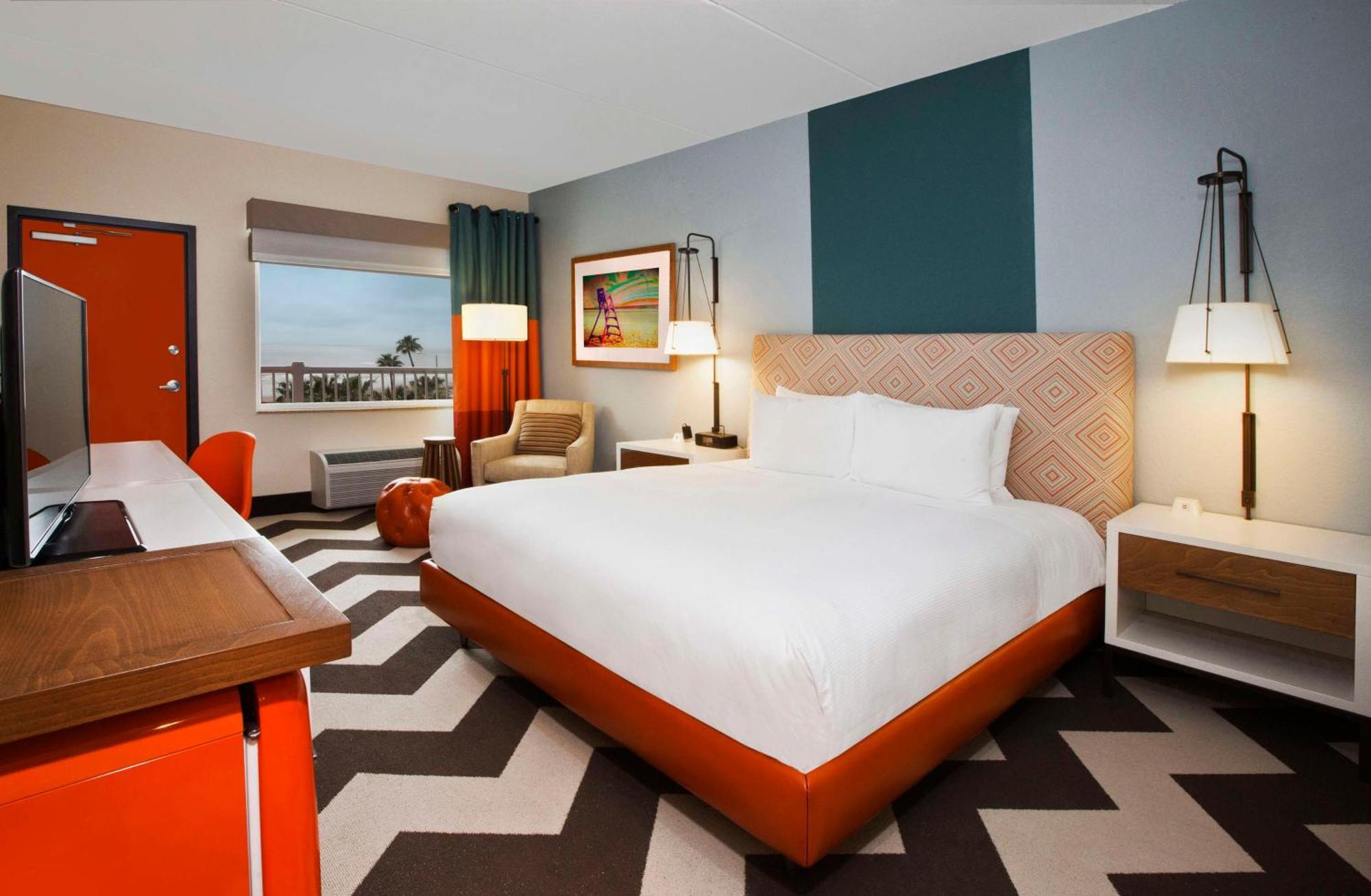 Doubletree By Hilton Galveston Beach Exterior photo